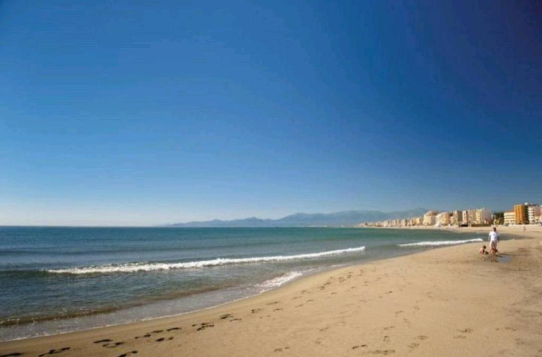 Appart Face A La Mer Les Pieds Dans L'Eau Canet-en-Roussillon Buitenkant foto