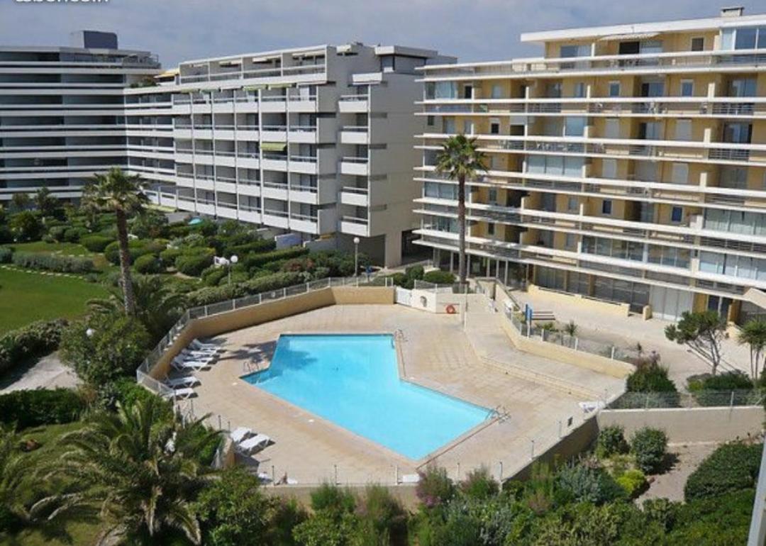 Appart Face A La Mer Les Pieds Dans L'Eau Canet-en-Roussillon Buitenkant foto